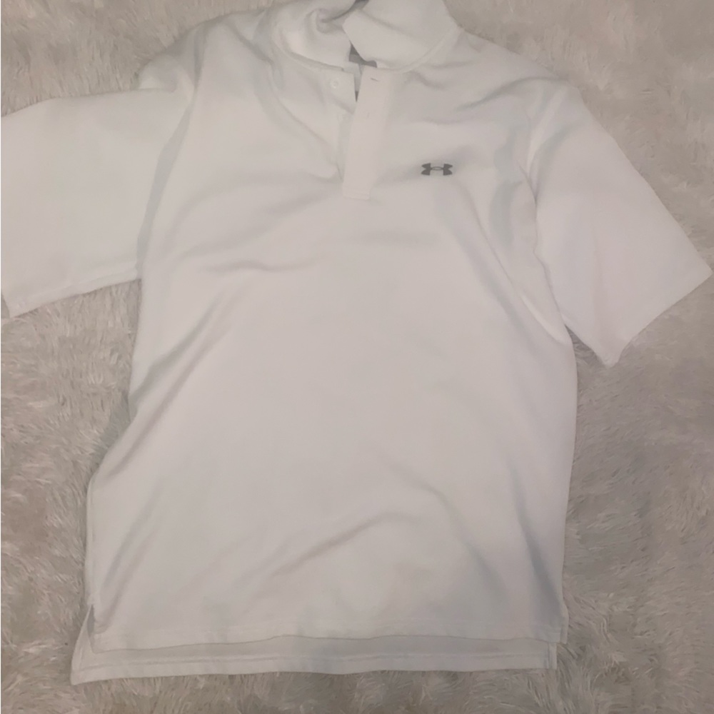 White under armor performance tee